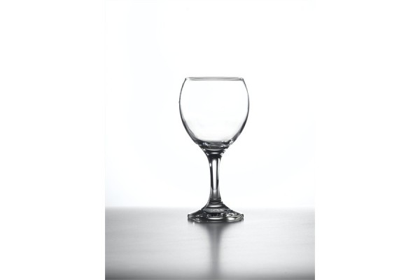 Misket Wine Glass 26cl / 9oz